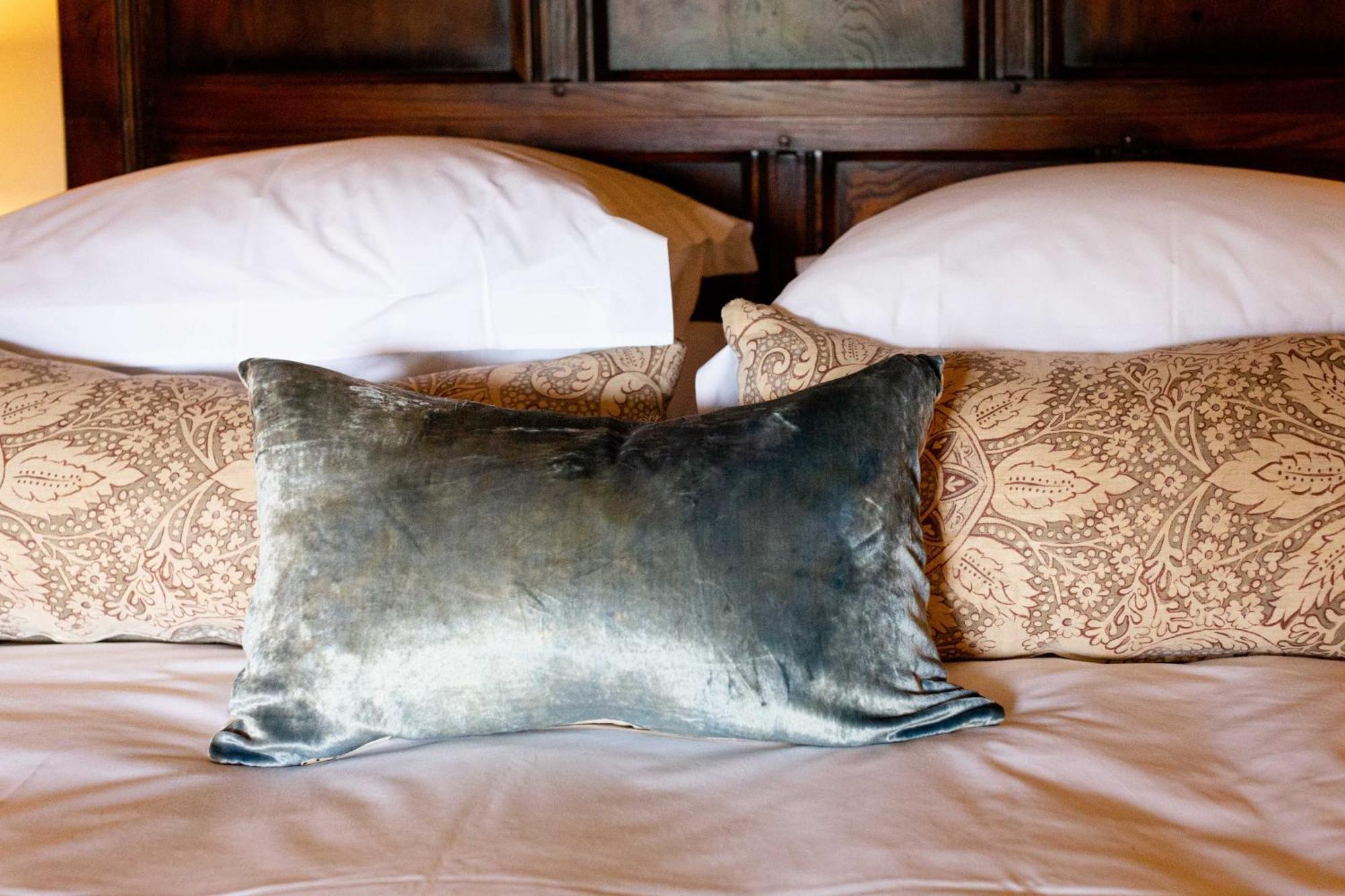 The Crown Inn Chiddingfold Chambre photo