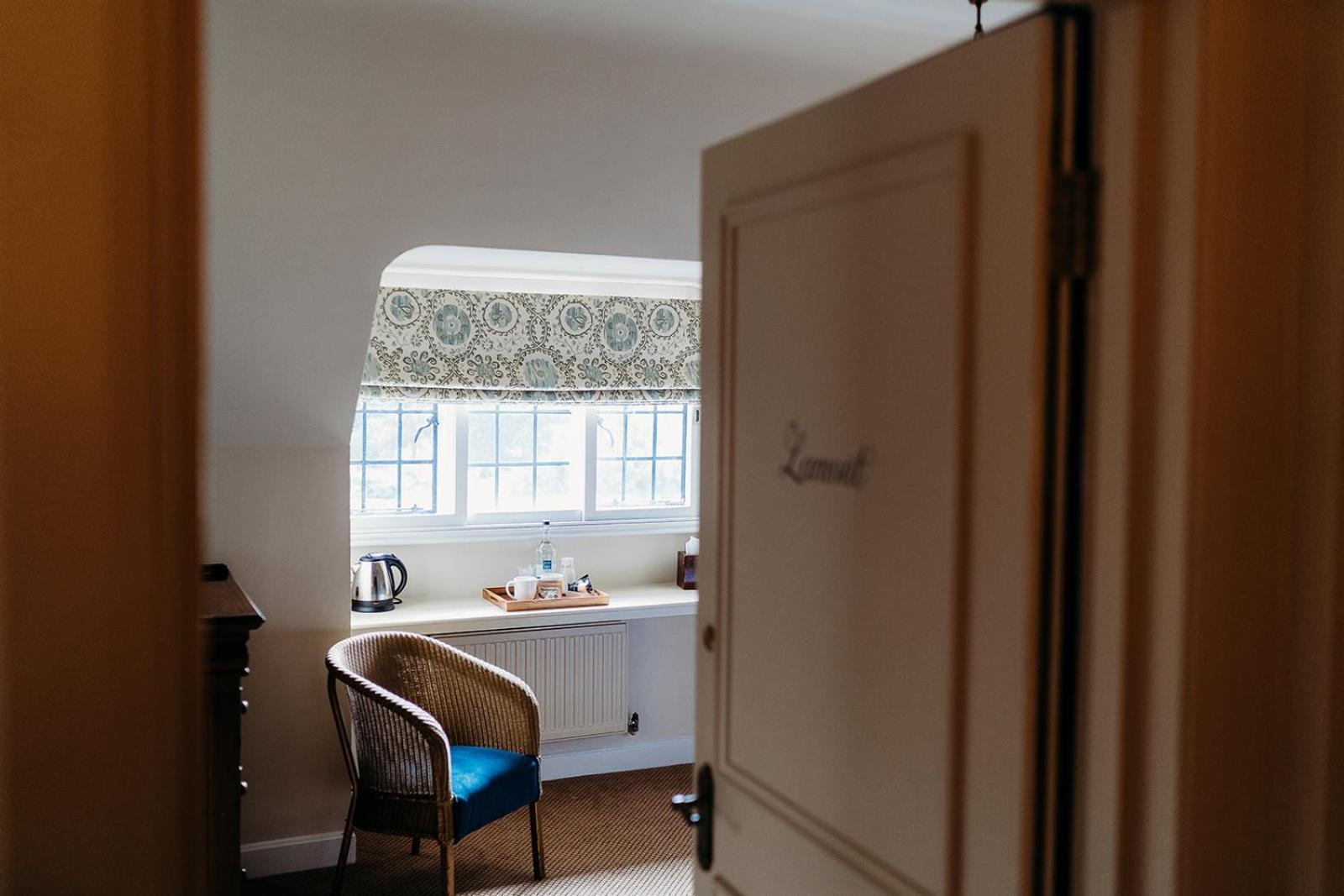 The Crown Inn Chiddingfold Chambre photo