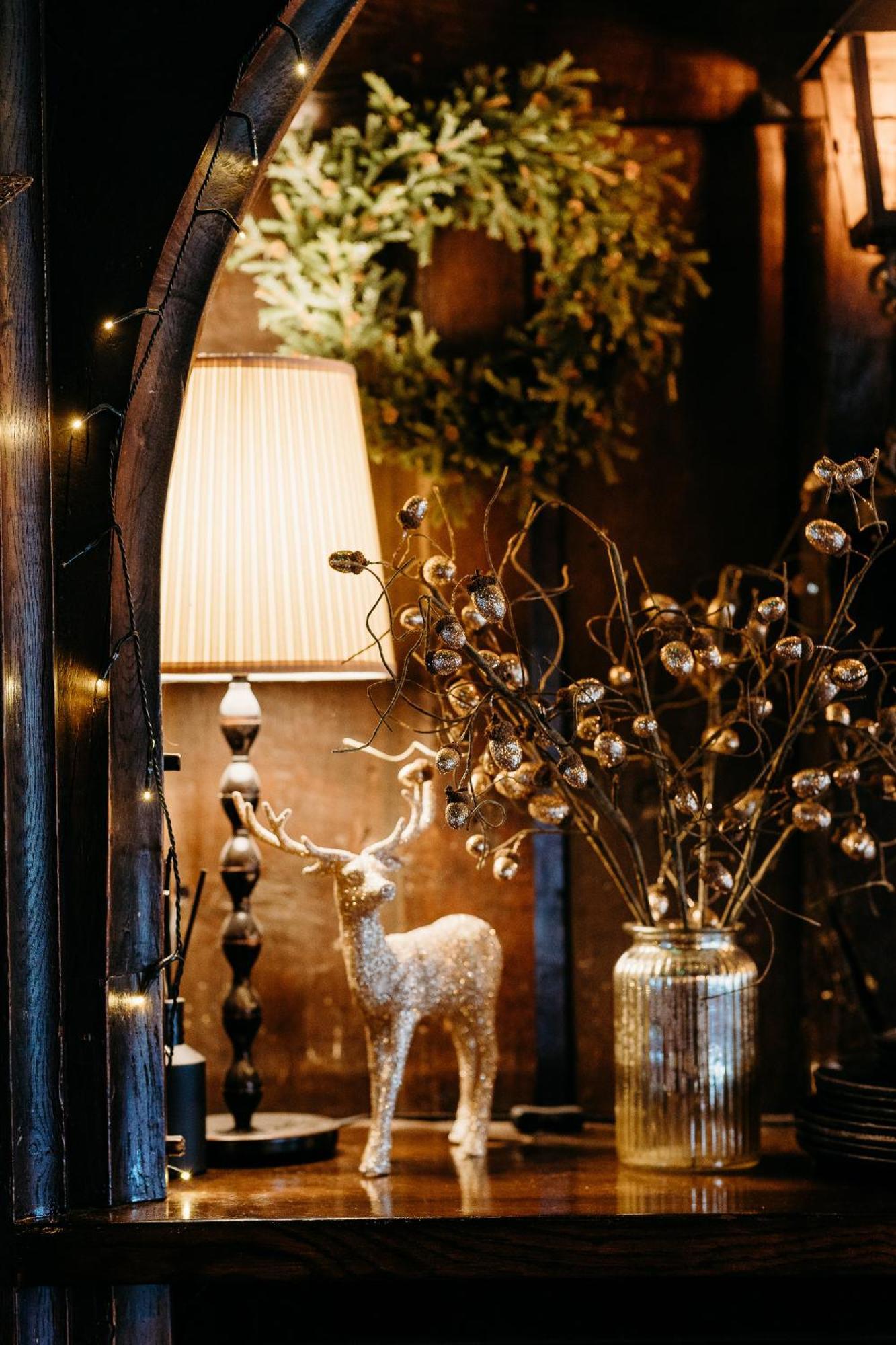 The Crown Inn Chiddingfold Extérieur photo