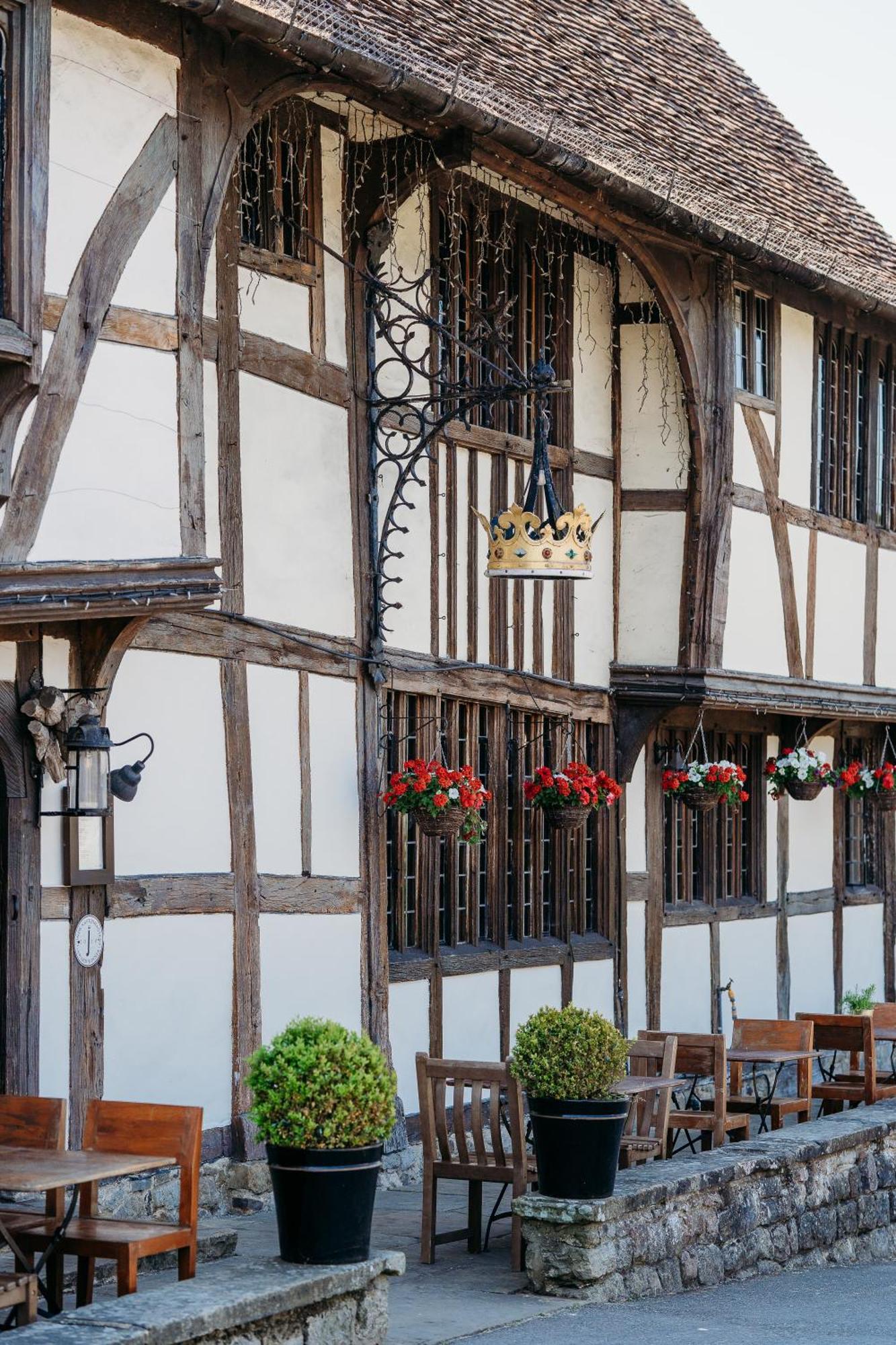 The Crown Inn Chiddingfold Extérieur photo